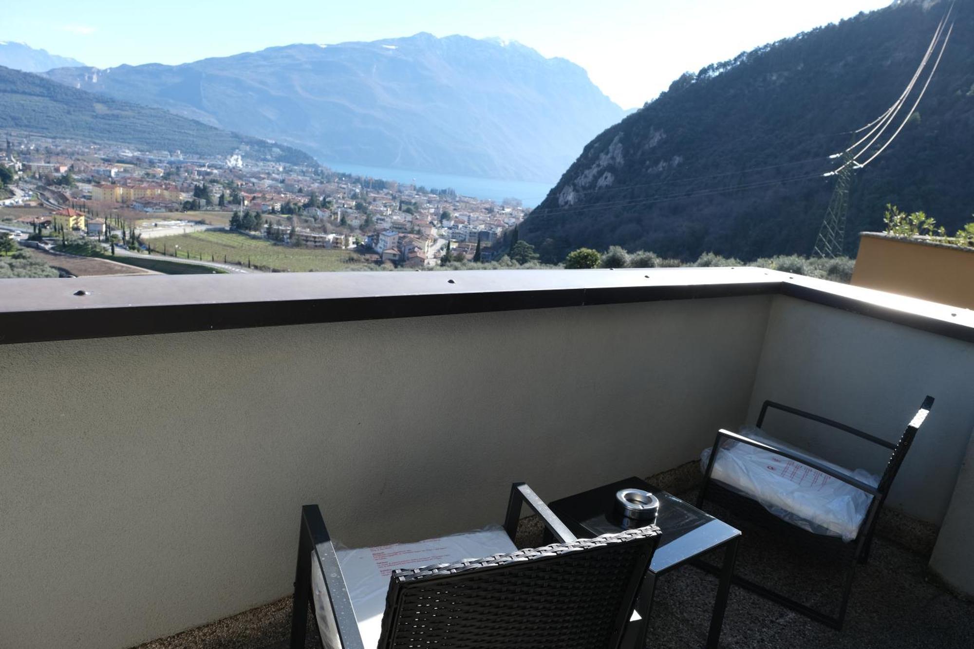 Casa Segantini - Panorama Pool Apartment Gavazzo Nuova Exterior foto